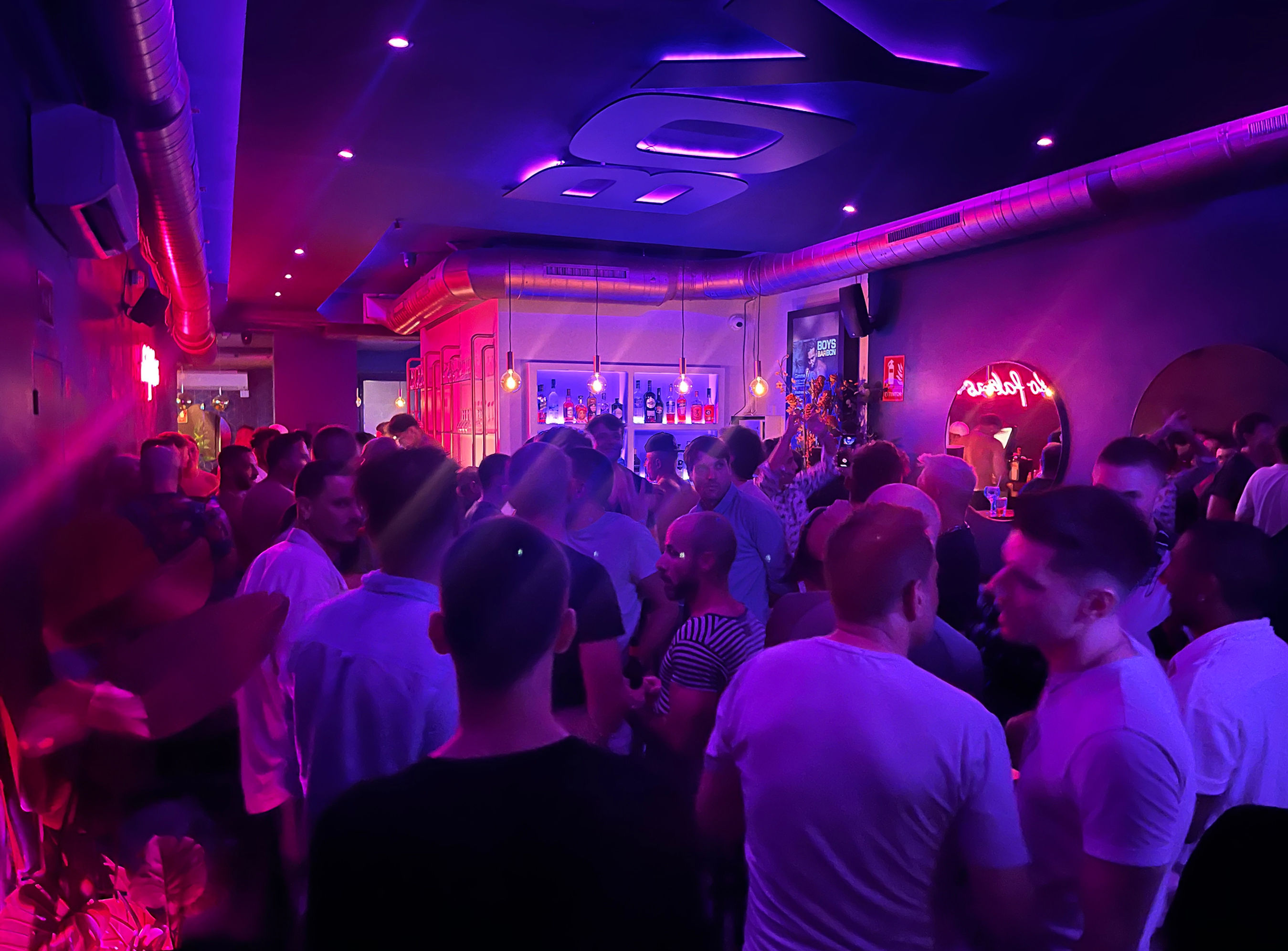 Boys Bar BCN photo 1