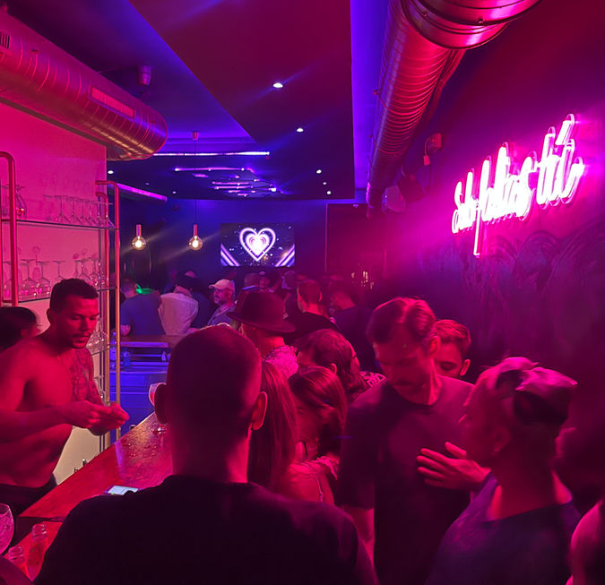 Boys Bar BCN photo 4