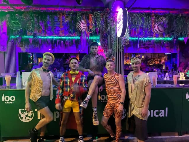 Parrots Pub Gran Canaria photo 3